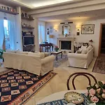 Bristol Pensionat 3*
