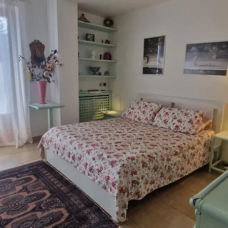 Pensionat Bristol Capo dʼOrlando